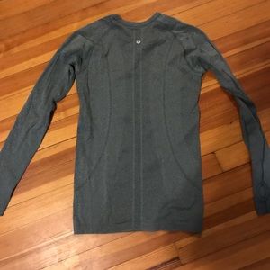 Lululemon Grey Swiftly Long Sleeved Shirt!